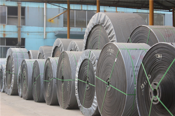 輸送帶廠家解決輸送帶打滑現(xiàn)象 輸送帶廠家解決輸送帶打滑現(xiàn)象